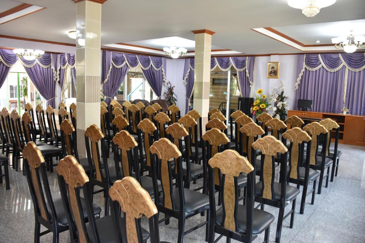 Darunee Resort Nakhon Nayok Bagian luar foto