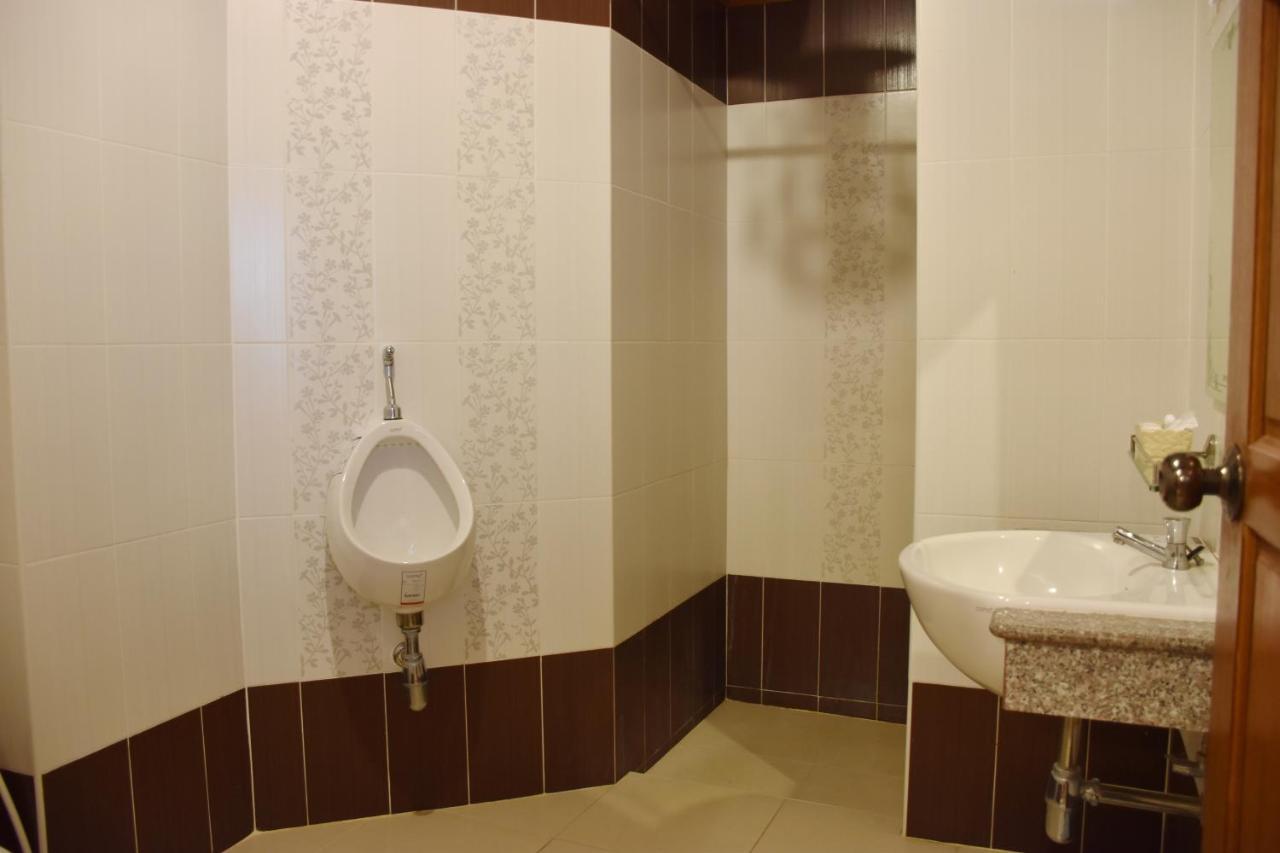 Darunee Resort Nakhon Nayok Bagian luar foto